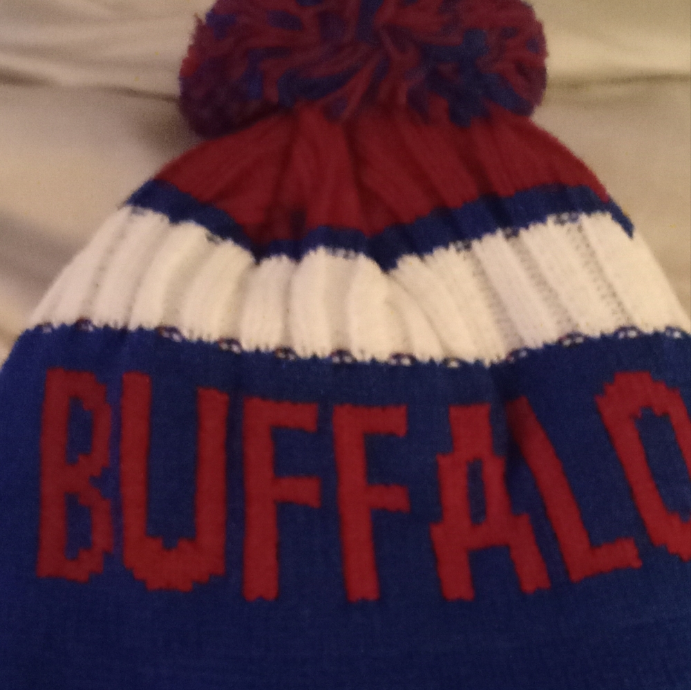 Buffalo Pom-Pom Beanie - Red and Blue - Picture 4 of 4